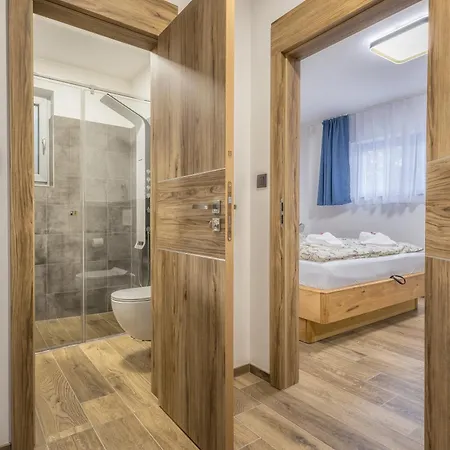 Aurora Apartmán *
